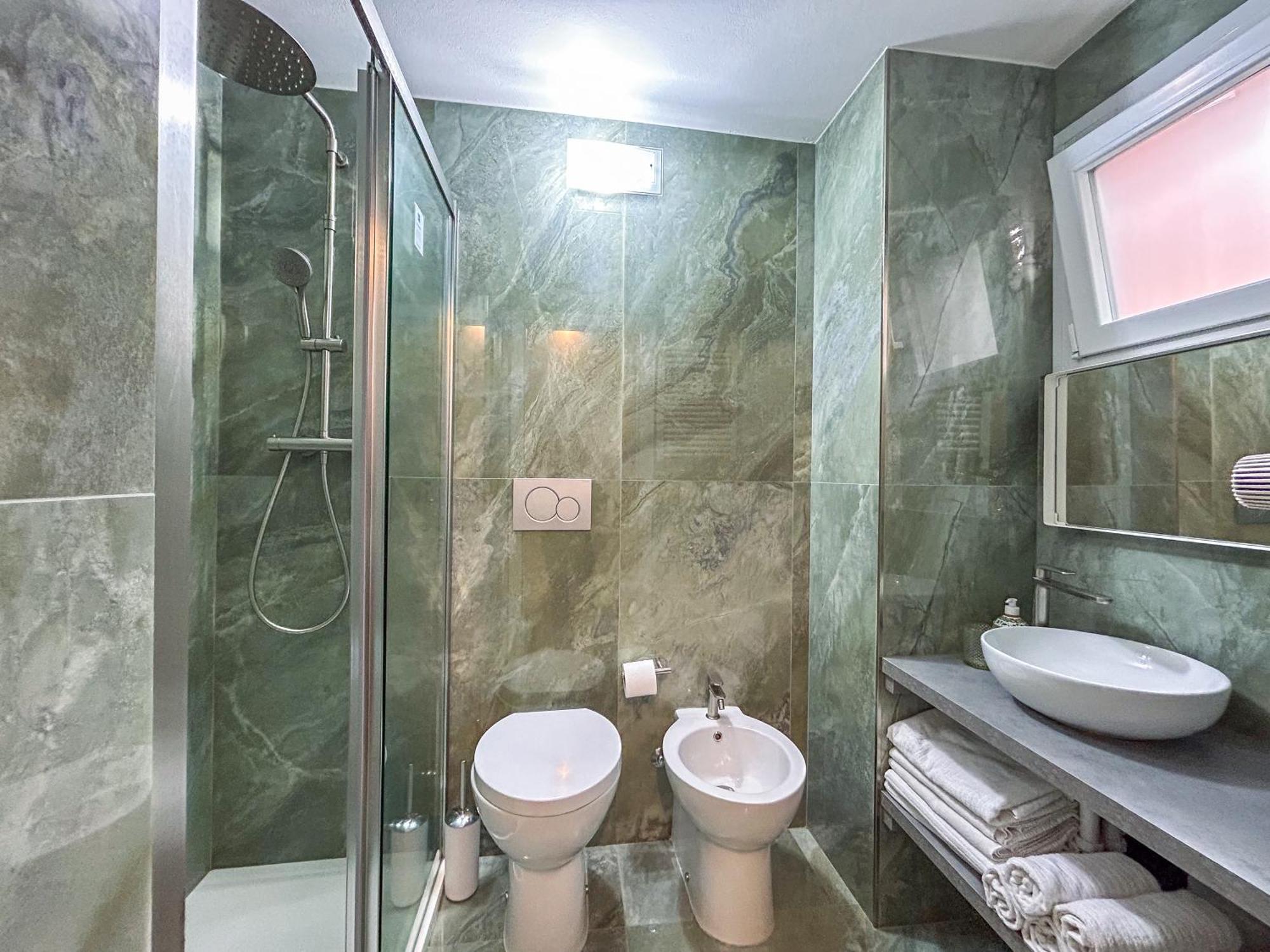 !Subway To Duomo! Modern Loft With Ac And Free Wifi Apartment มิลาน ภายนอก รูปภาพ